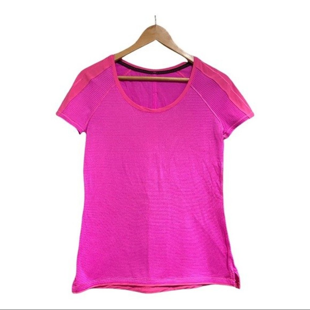 Lululemon Hot Pink Micro PinStriped Workout Tee Size 6